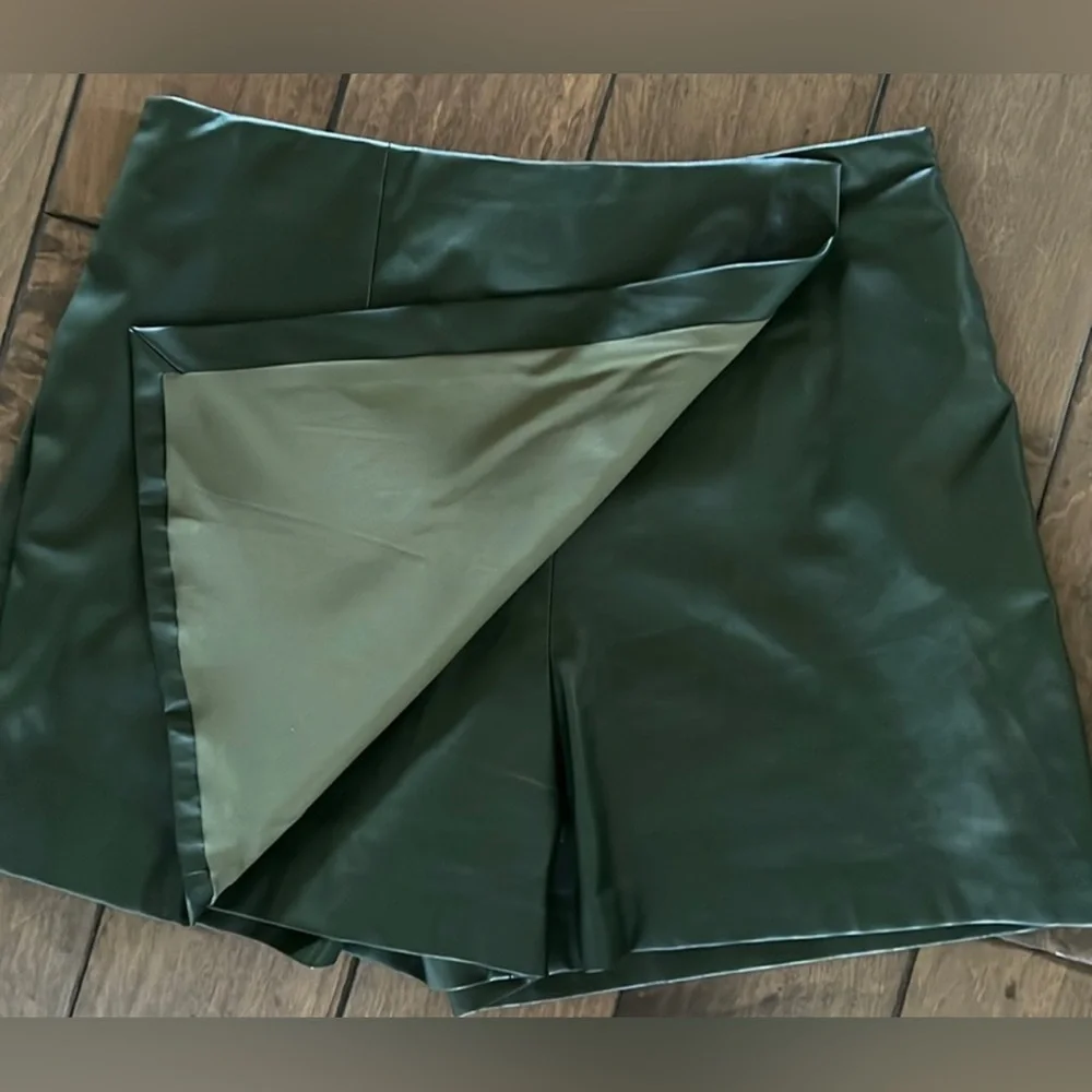 Jason Wu Black Faux Leather Wrap Skort/Skirt - Picture 3 of 8